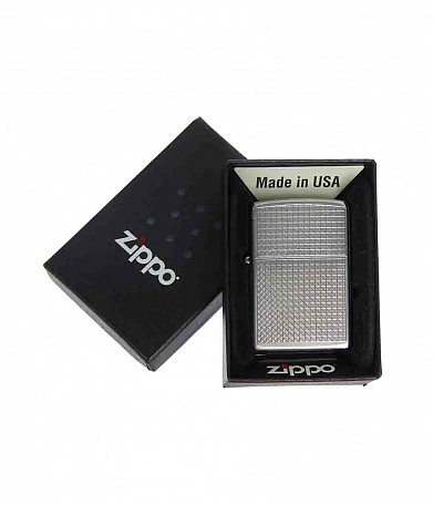 Зажигалка Zippo 205 "Diamond Plate"