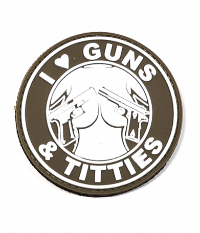 Нашивка PVC/ПВХ с велкро "I LOVE GUNS & TITTIES", белый на оливе, 80мм